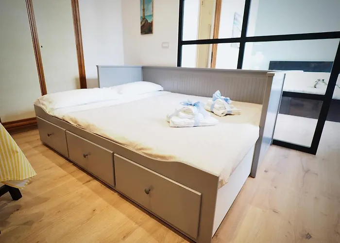 Studio Sottoripa 87A Di Fronte All\'Acquario - Genovabnb It